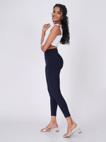 Load image into Gallery viewer, Movease 7/8 Navy Blue Leggings
