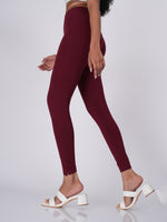 Load image into Gallery viewer, Movease 7/8 Maroon Leggings
