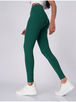 Load image into Gallery viewer, Flexifit Green Soho leggings
