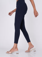 Load image into Gallery viewer, Movease 7/8 Navy Blue Leggings
