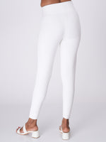 Load image into Gallery viewer, Movease 7/8 White Leggings
