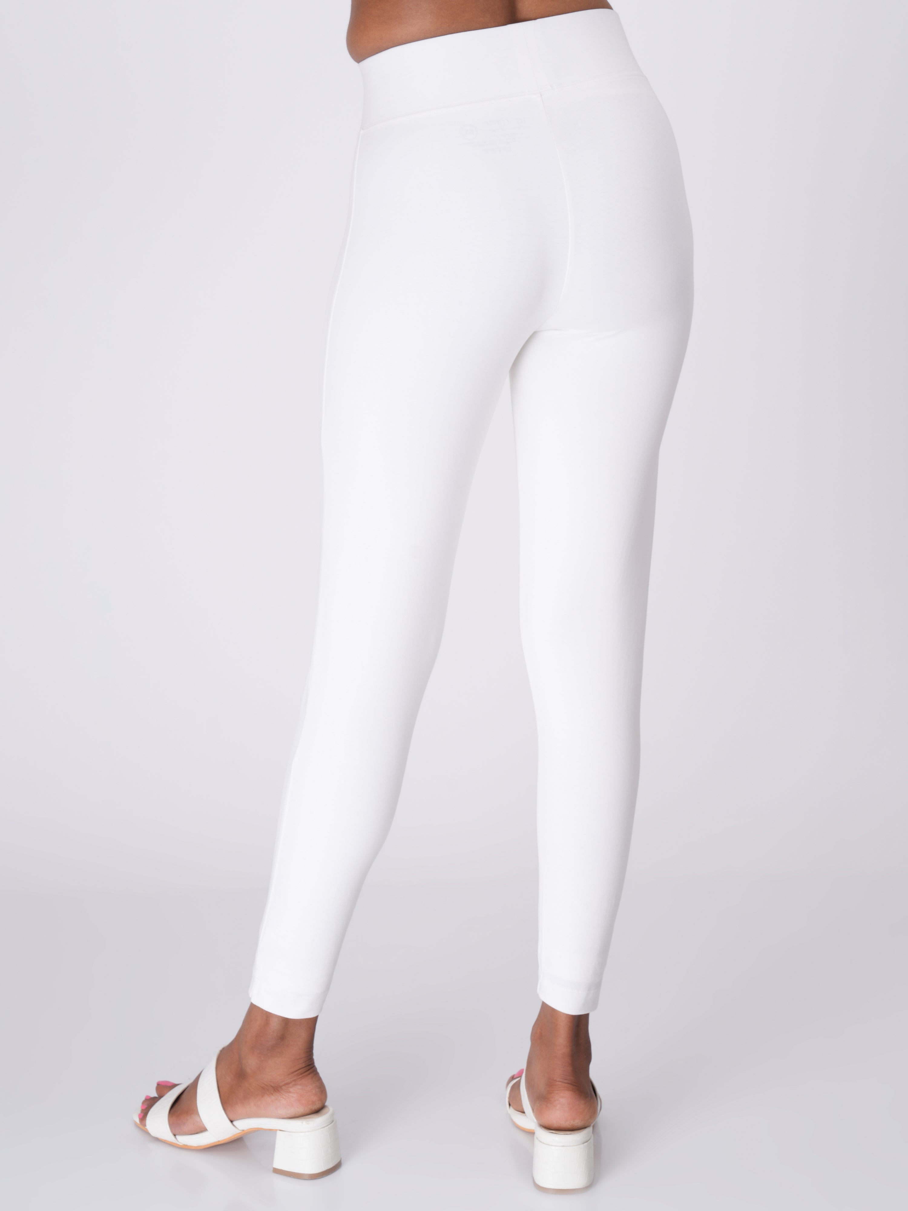 Movease 7/8 White Leggings