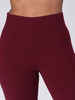 Load image into Gallery viewer, Movease 7/8 Maroon Leggings
