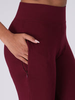 Load image into Gallery viewer, Movease 7/8 Maroon Leggings
