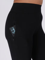 Load image into Gallery viewer, Flexifit Black Soho leggings
